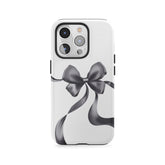 Mitternachtsblaue Satinschleife